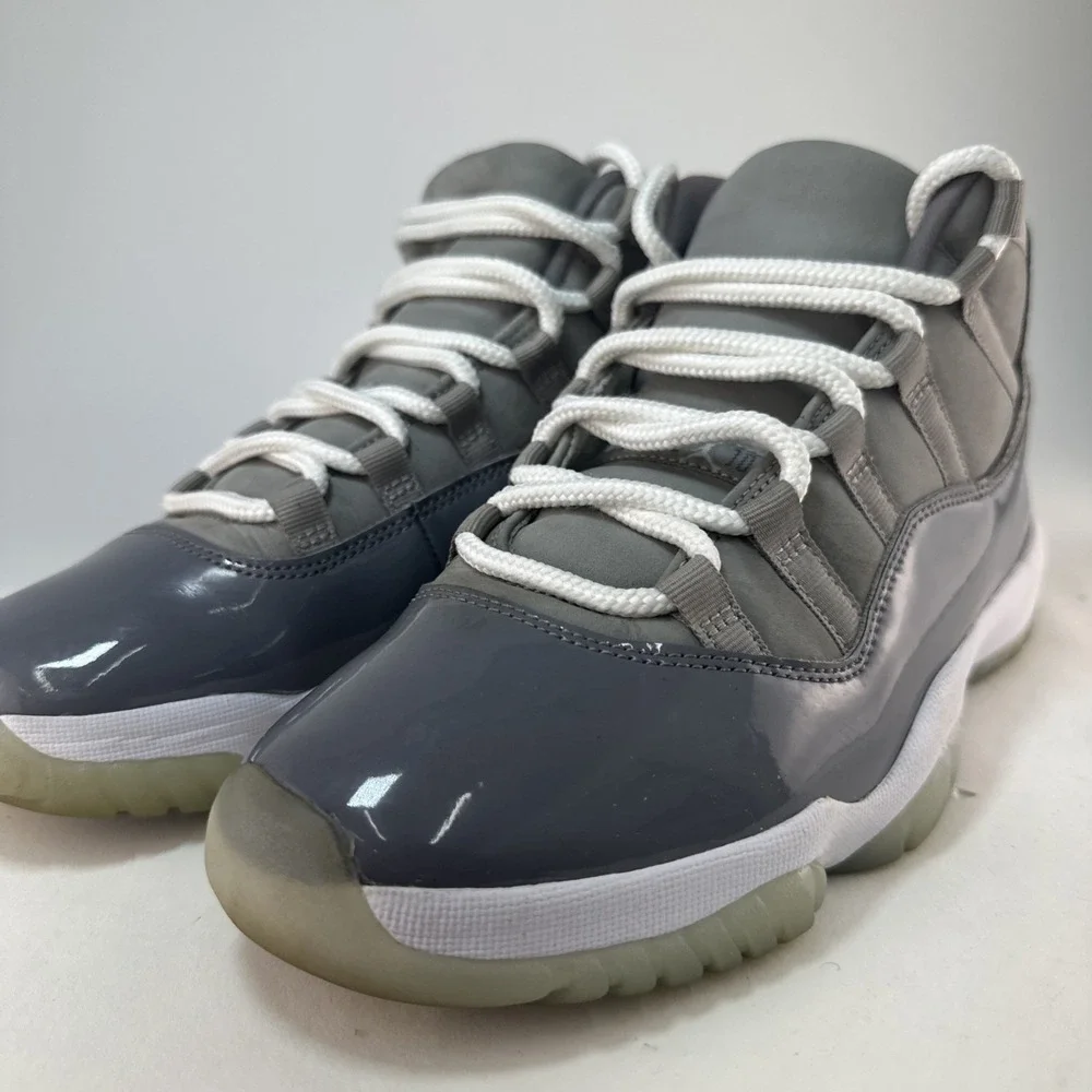Air Jordan 11 Retro Cool Grey CT8012-005 Men's Size 8.5 Gray White 2021